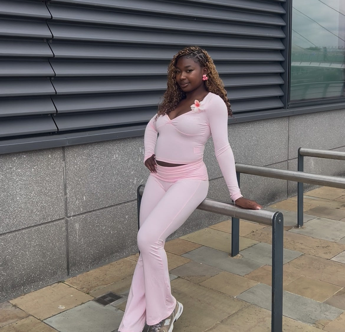 Wúmí Pink Plunge Long-Sleeve Top